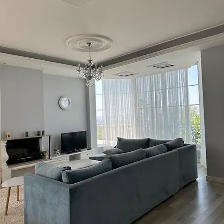 Villa Hilltop Tirana