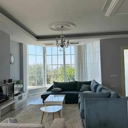 Villa Hilltop Tirana